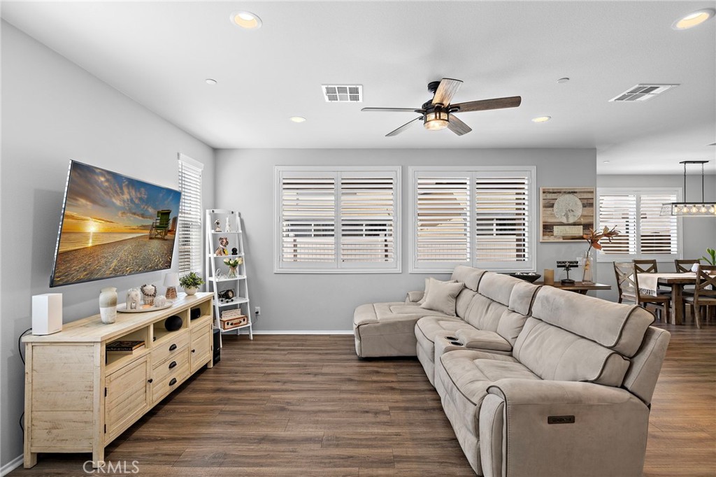 41461 Winterberry
