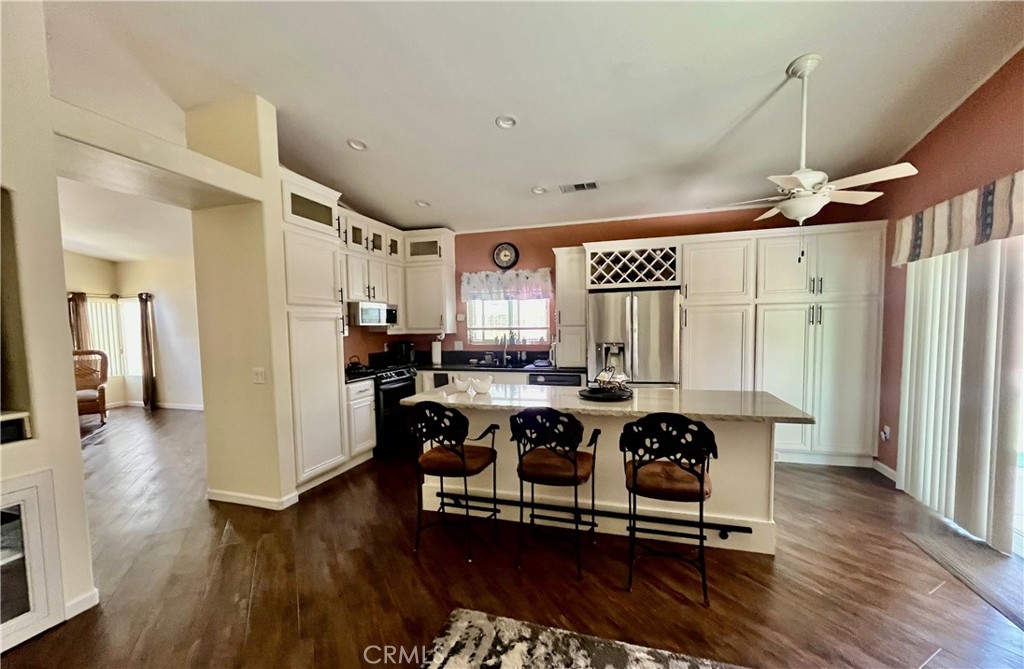 40139 Roshani Drive