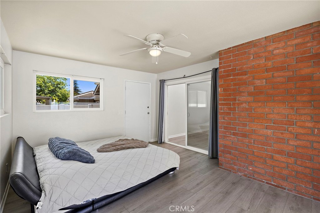 38750 Via Las Flores