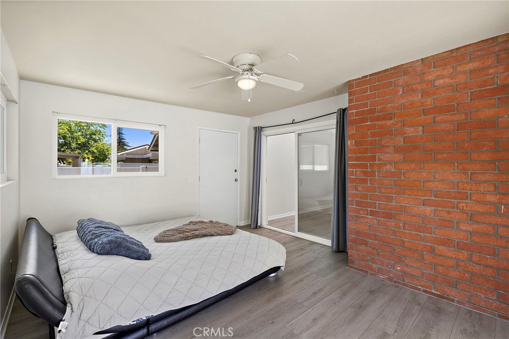 38750 Via Las Flores