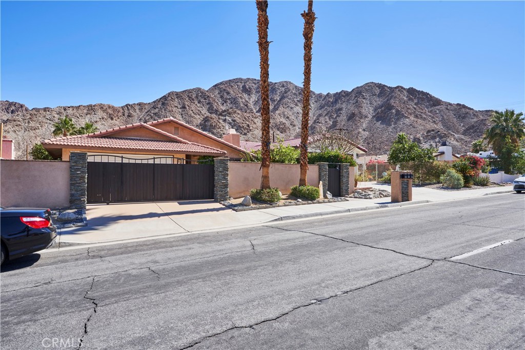 54440 Eisenhower Drive