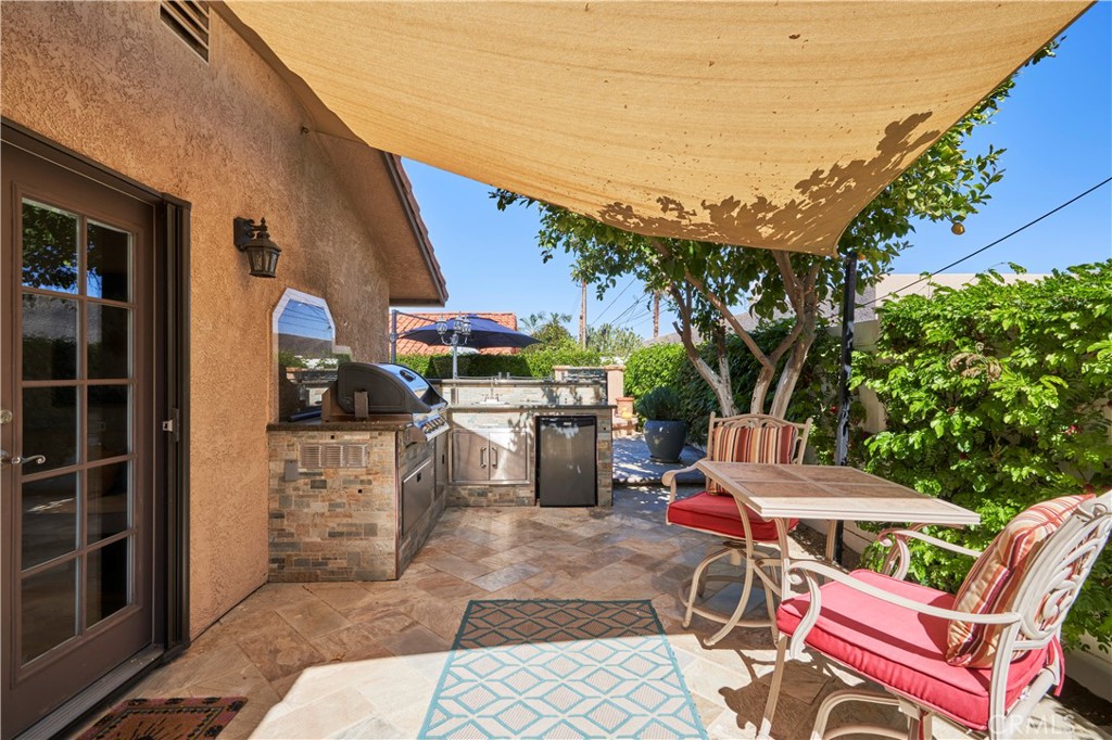 54440 Eisenhower Drive