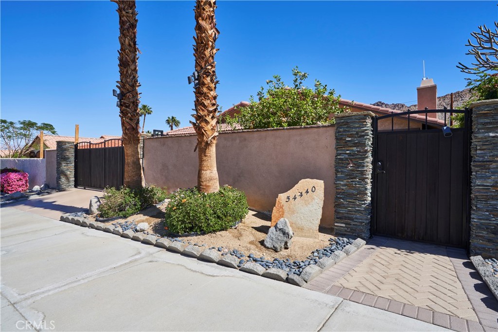 54440 Eisenhower Drive