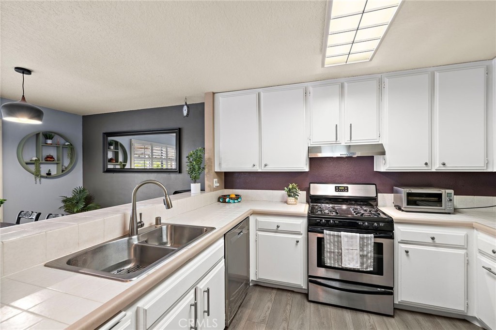 22278 Redwood Pointe 5H