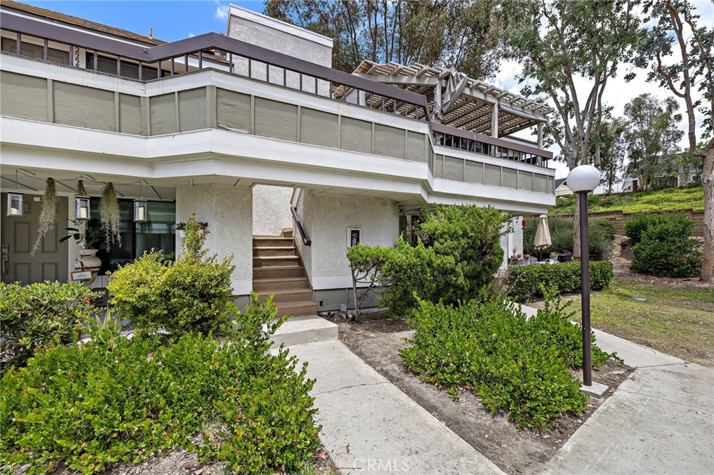 22278 Redwood Pointe 5H