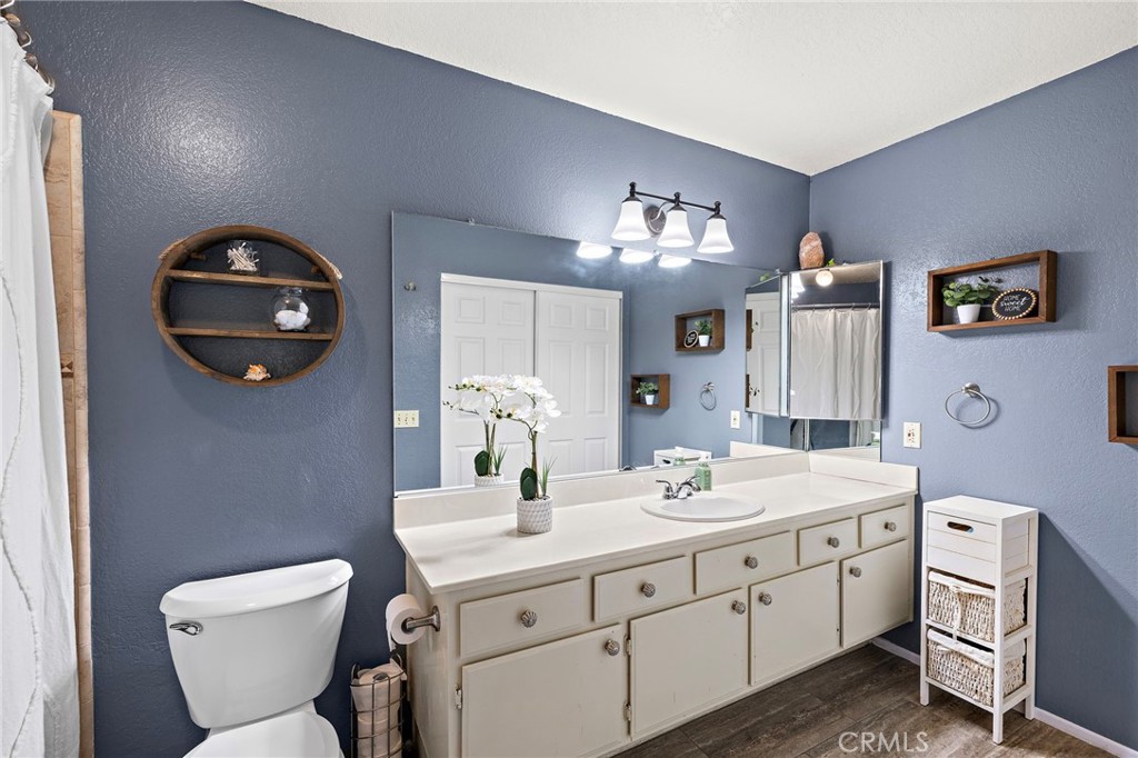 22278 Redwood Pointe 5H