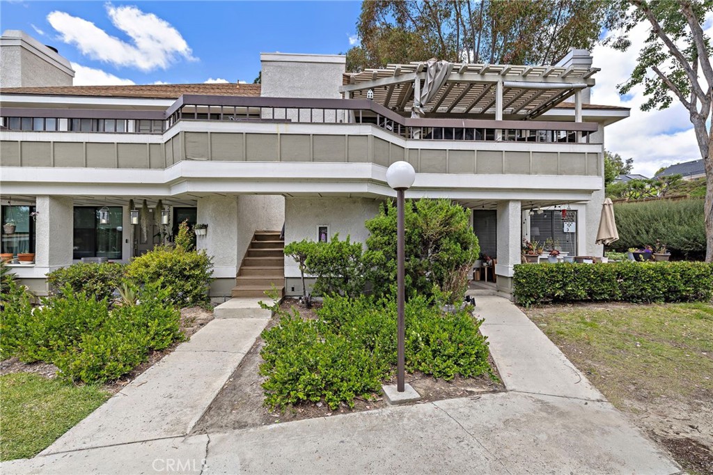 22278 Redwood Pointe 5H