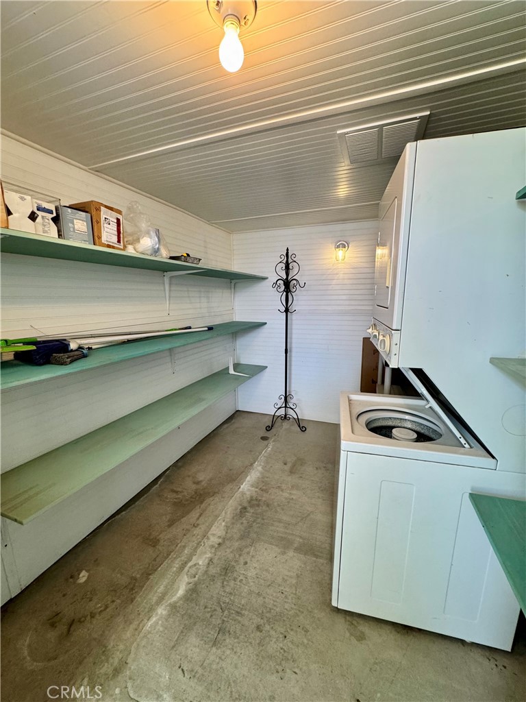 443-1295 S Cawston