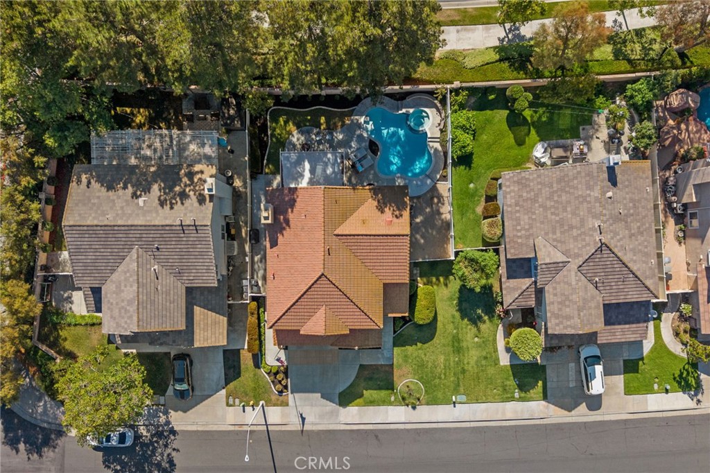 43391 Calle Carabana