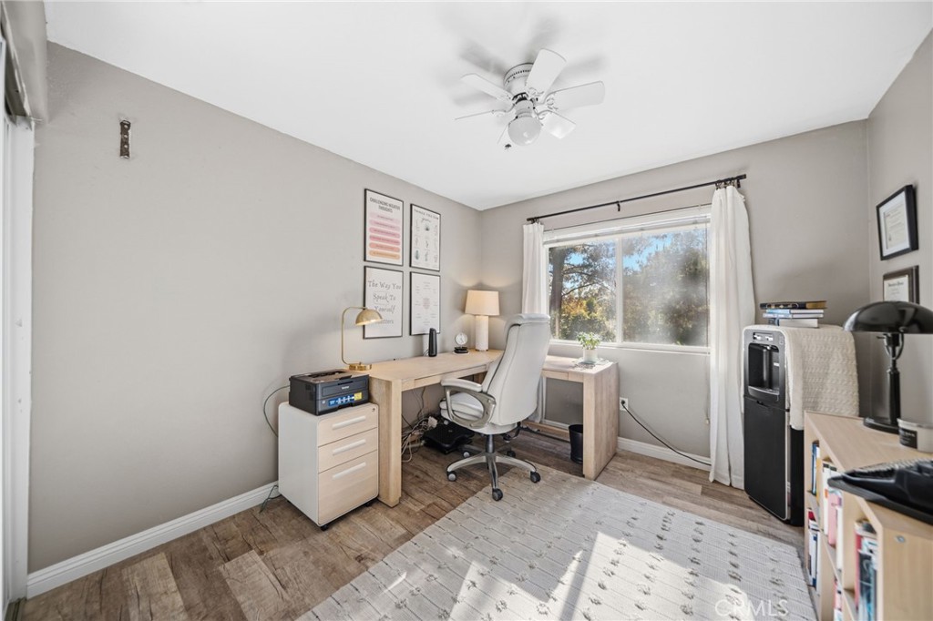 43391 Calle Carabana