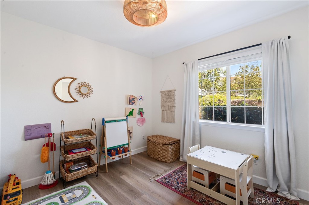 43502 Calle Carabana