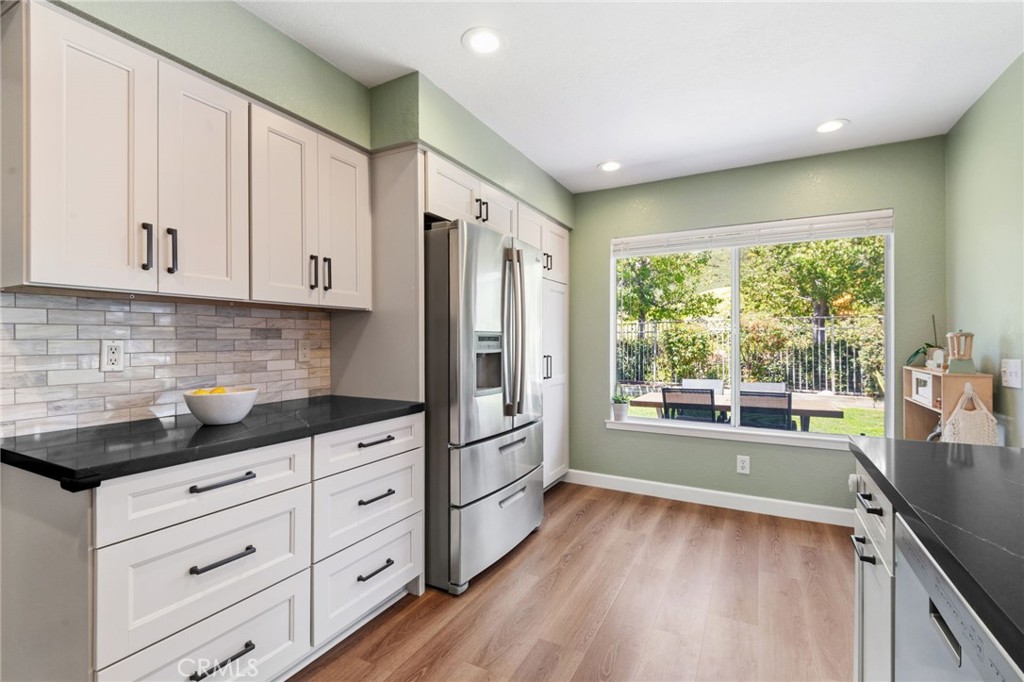 43502 Calle Carabana