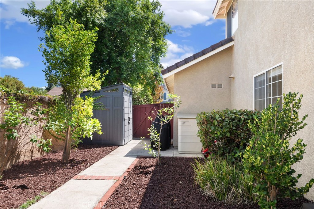43502 Calle Carabana
