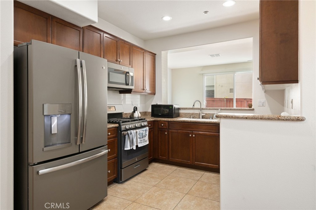 27571 Darrington Avenue 2