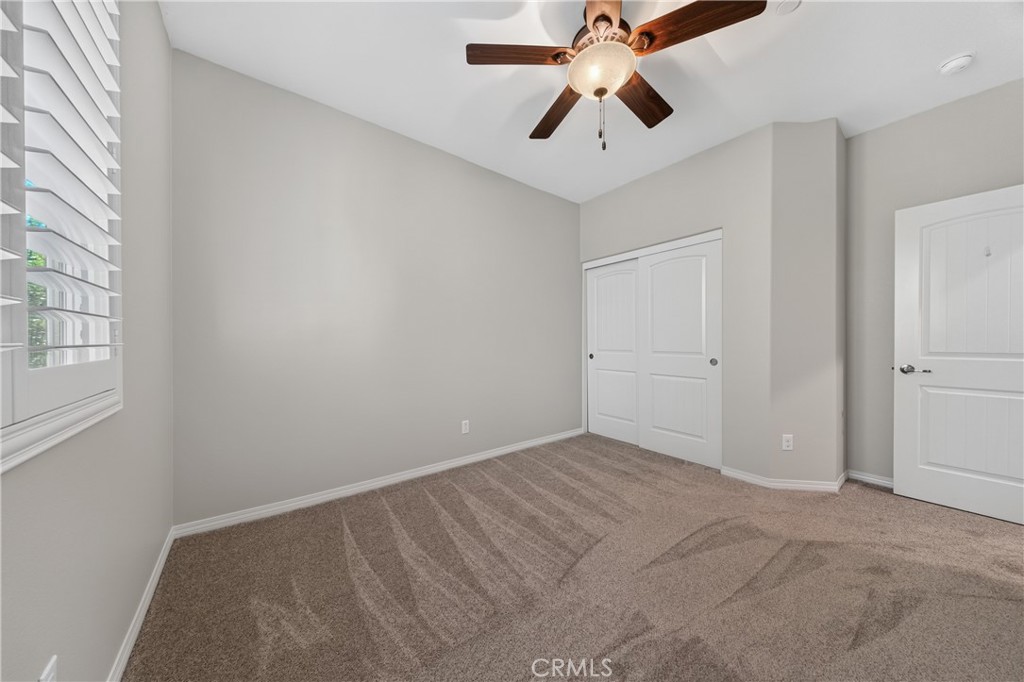 37568 River Oats Lane