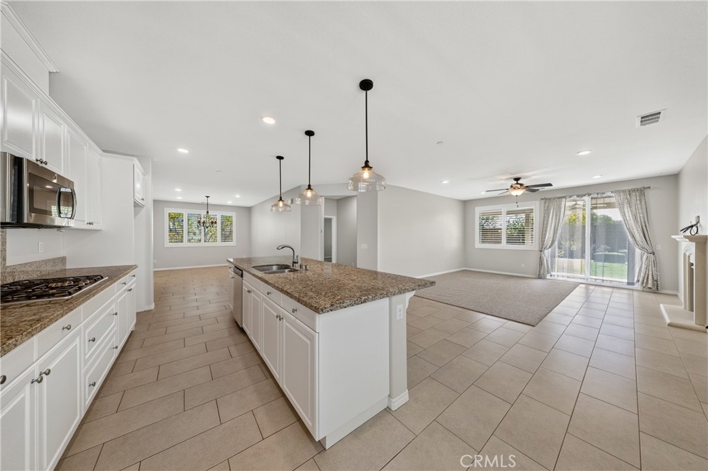 37568 River Oats Lane