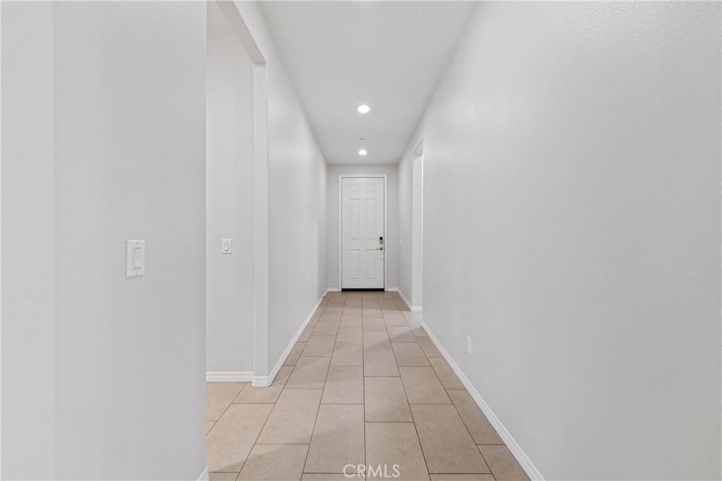 37568 River Oats Lane