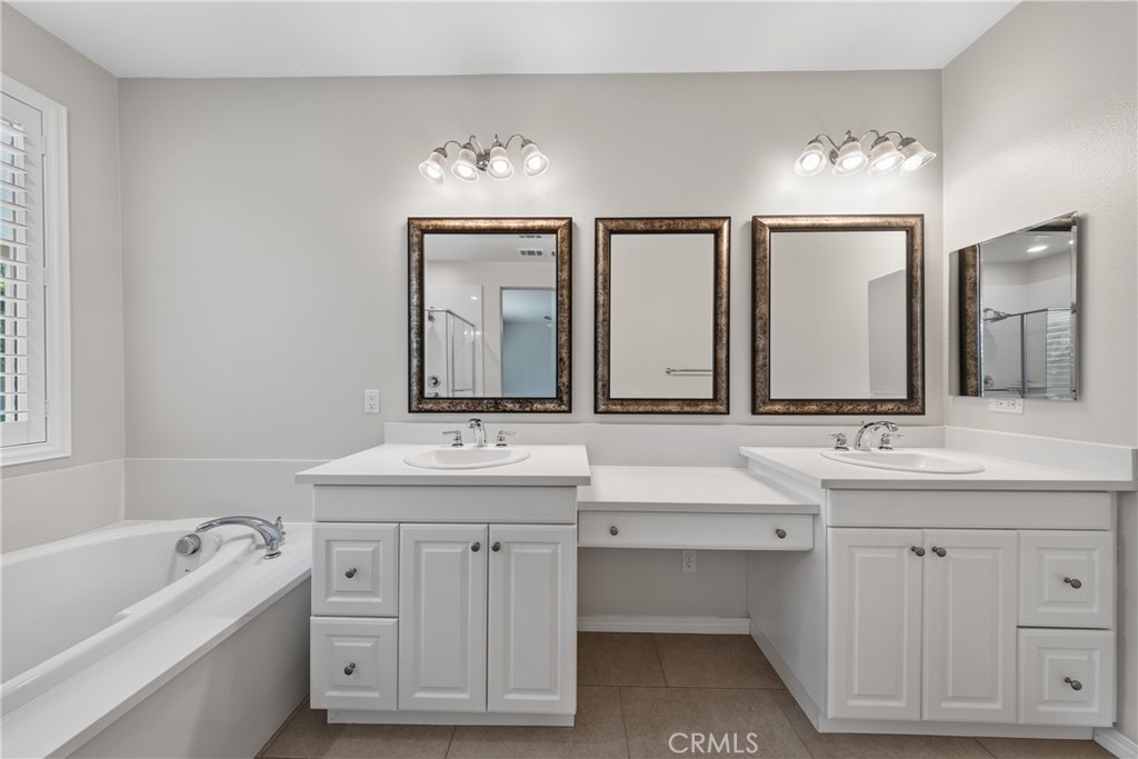 37568 River Oats Lane