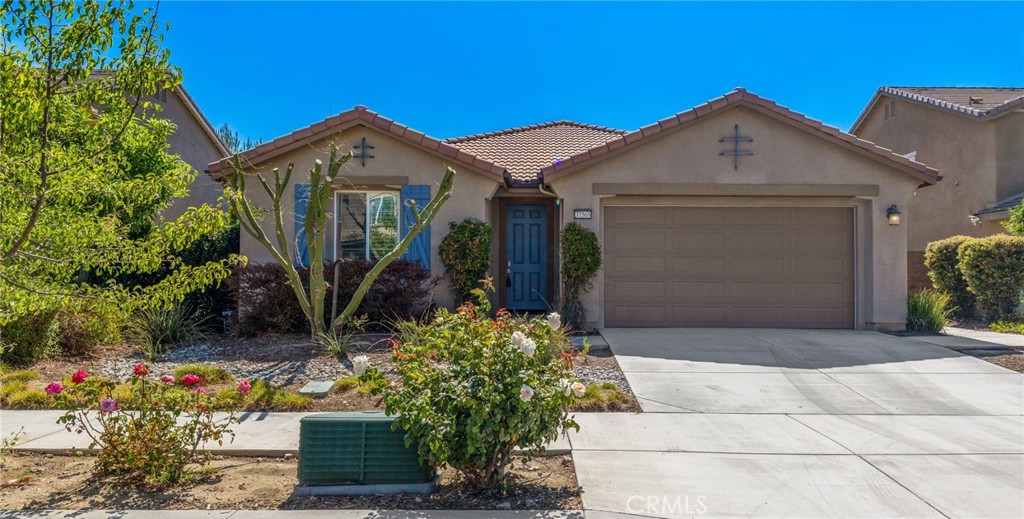 37568 River Oats Lane