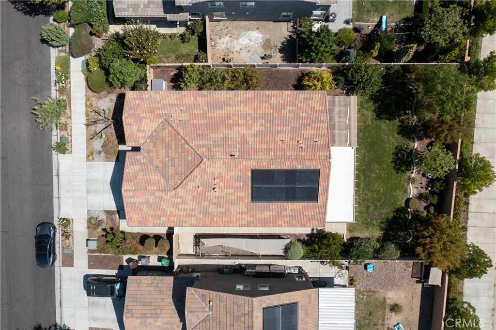 37568 River Oats Lane