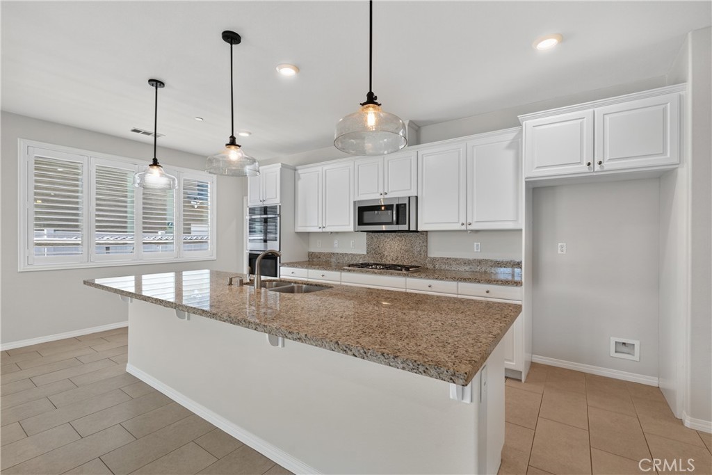 37568 River Oats Lane