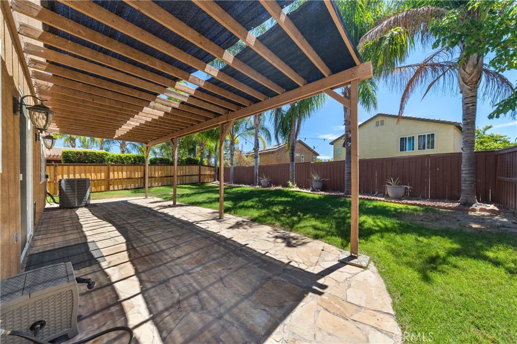 38338 Applewood Court