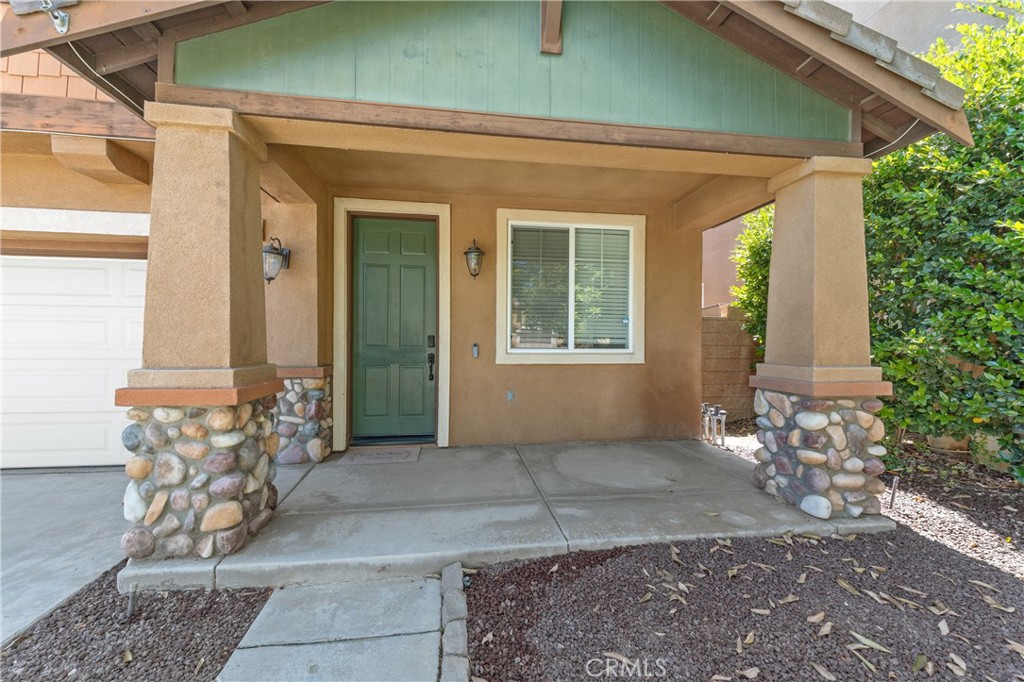 38338 Applewood Court