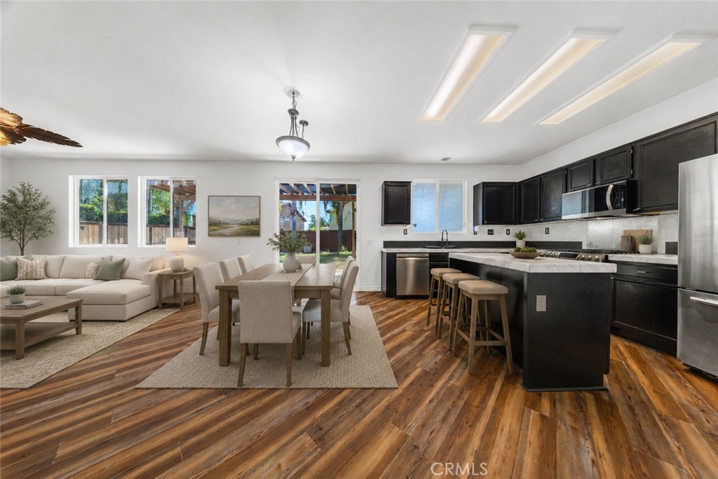 38338 Applewood Court