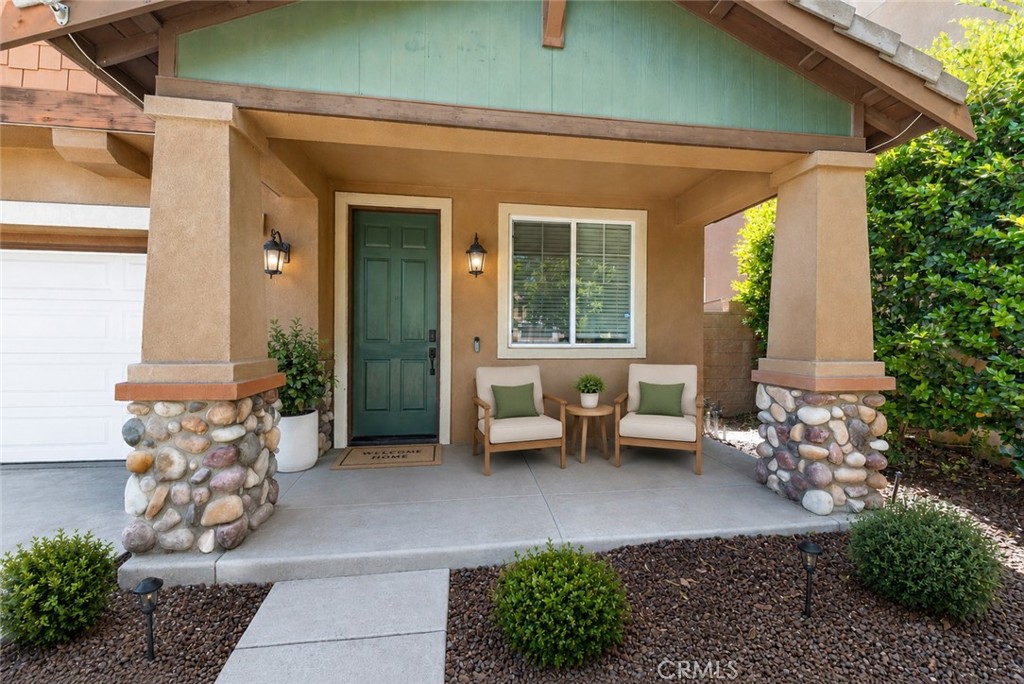 38338 Applewood Court