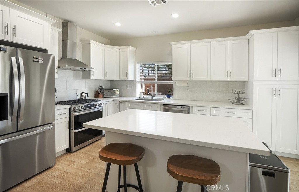 1316 Alabaster