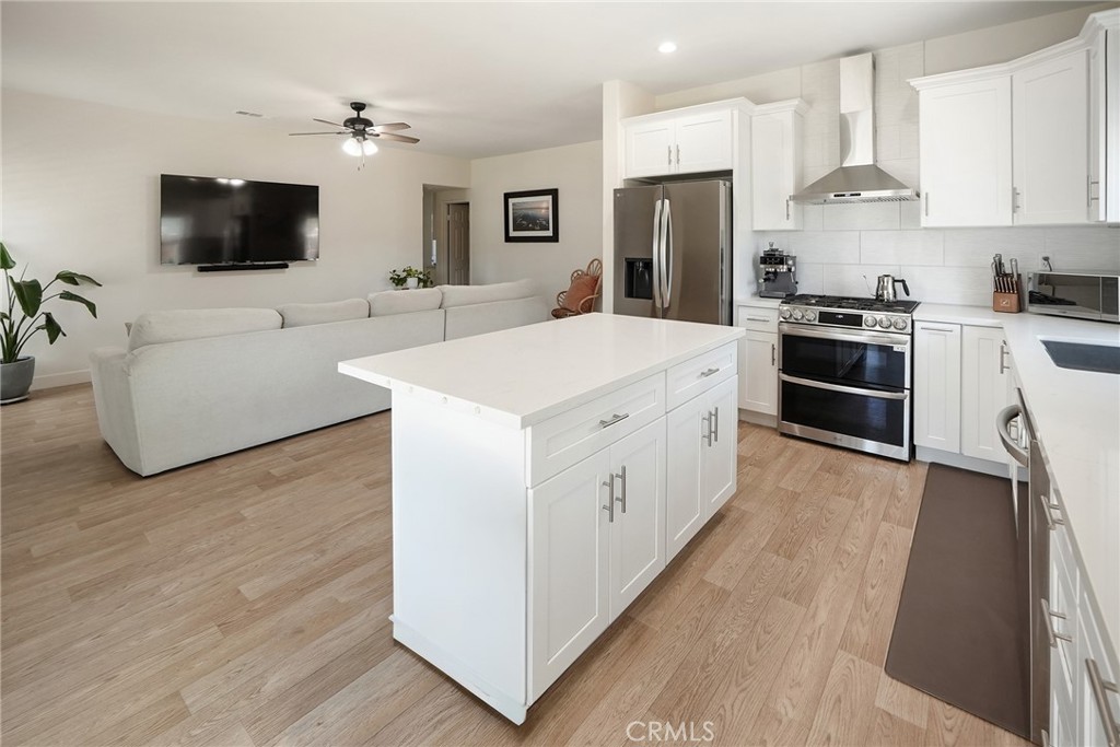 1316 Alabaster