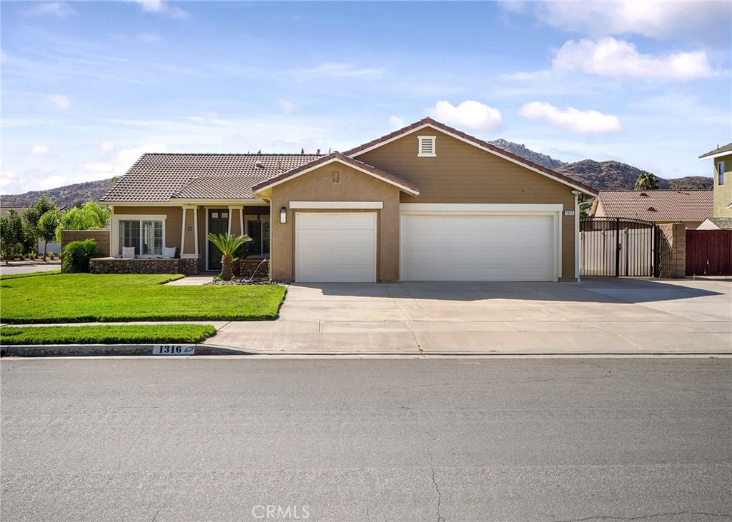 1316 Alabaster