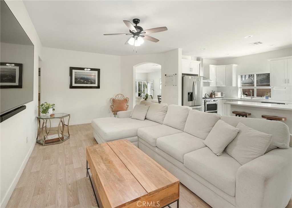 1316 Alabaster