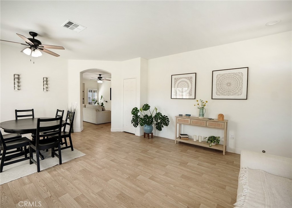 1316 Alabaster