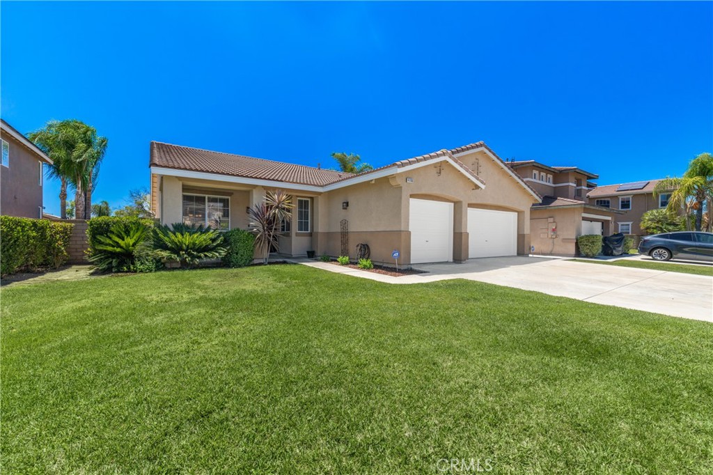 41196 Coolidge Circle