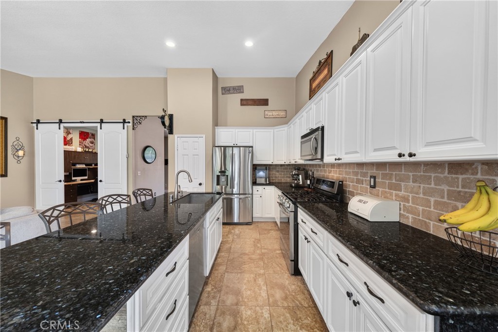 41196 Coolidge Circle