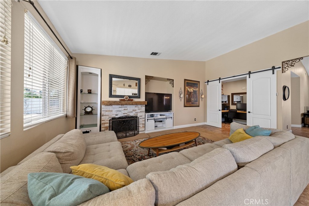 41196 Coolidge Circle