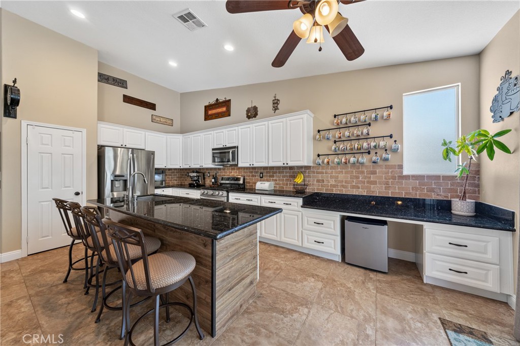 41196 Coolidge Circle