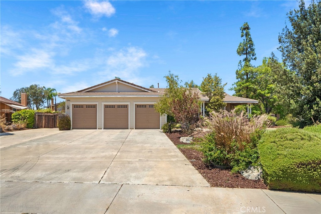42248 Chisolm Trail