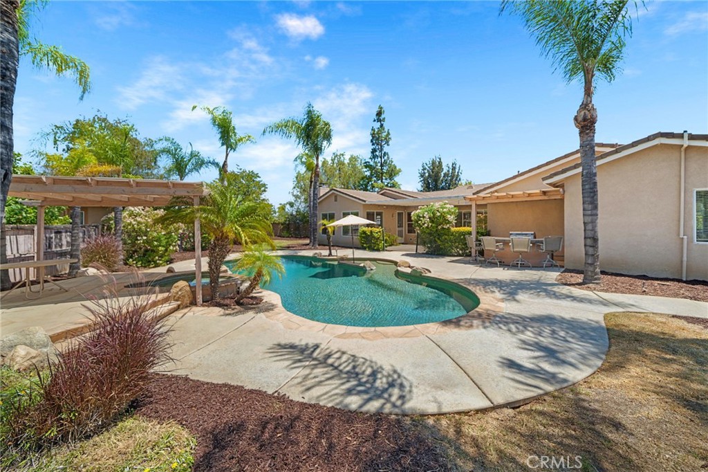 42248 Chisolm Trail