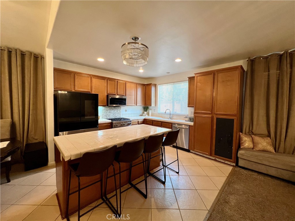 1148 Arrowhead