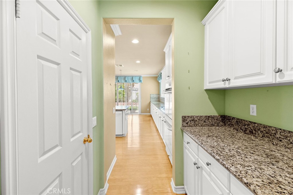 39894 Camden Court