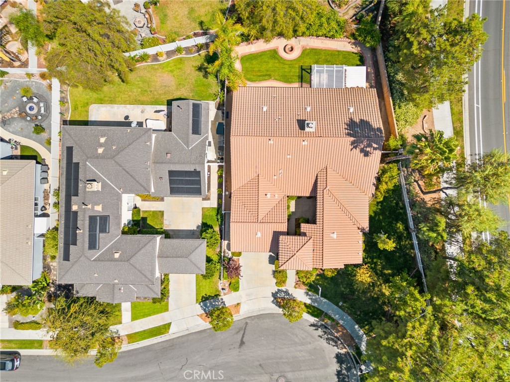 39894 Camden Court