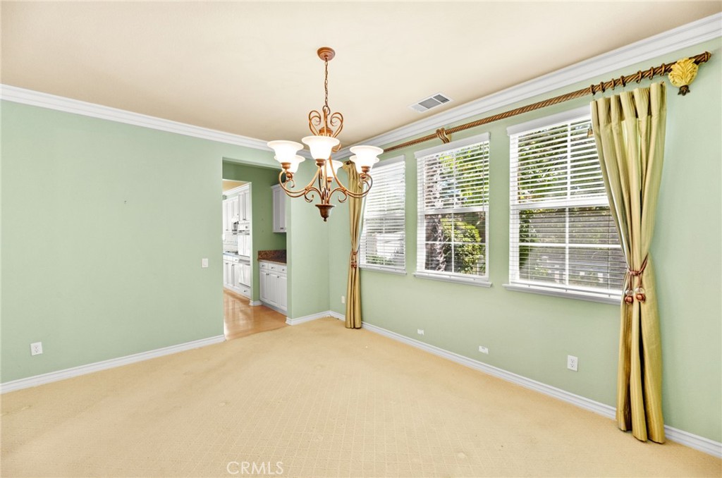 39894 Camden Court