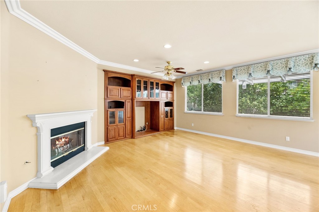 39894 Camden Court