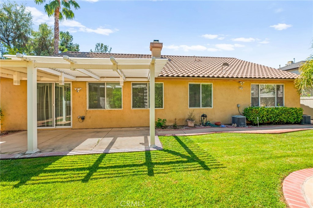 39894 Camden Court