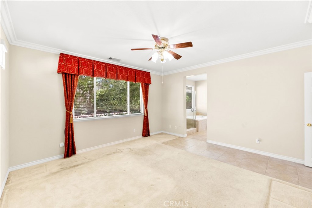 39894 Camden Court