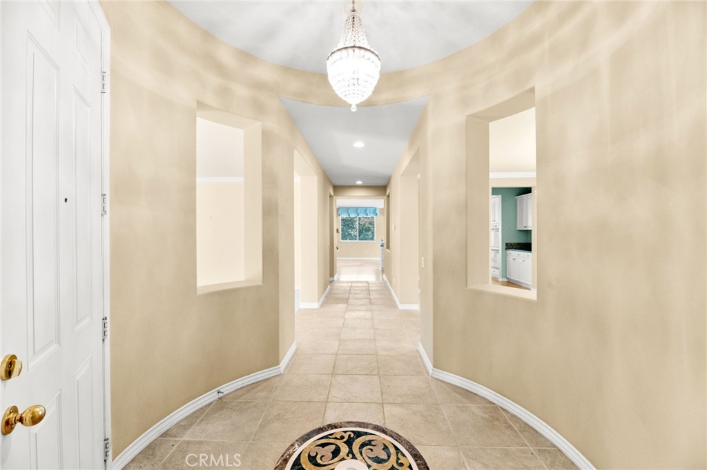 39894 Camden Court
