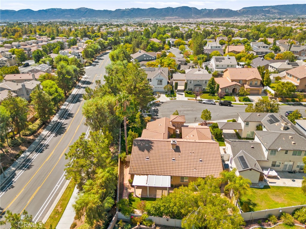 39894 Camden Court