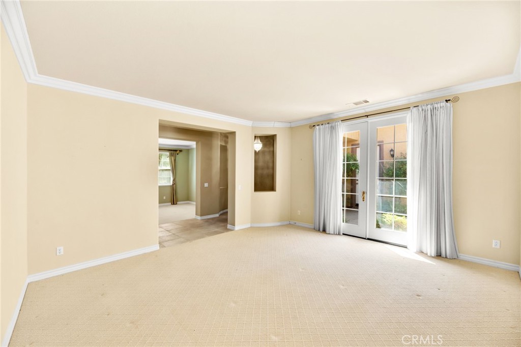 39894 Camden Court